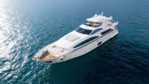 Azimut105-2