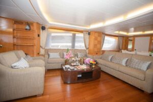Azimut105-9