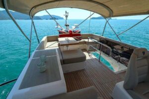 Fairline50-11