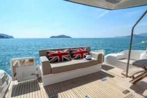 Fairline50-8