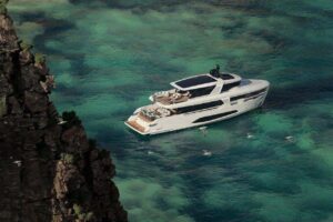 Ferretti90-4